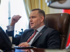 Lobbyści ruszyli do Pałacu Prezydenckiego. Błagają Nawrockiego o weto