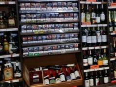 Polacy o pomyśle podwyżki akcyzy na alkohol i papierosy. Najnowszy sondaż