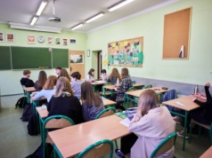 Nikt nie chce edukacji zdrowotnej. MEN zapowiada: "W przyszłym roku będzie obowiązkowa"