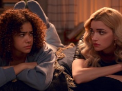 Młodzieżowy przebój Netflixa z kolejnym sezonem. Ginny & Georgia z zamówieniem na 4. sezon