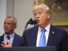 Paracetamol ma powiązanie z autyzmem? Oto co twierdzi Donald Trump