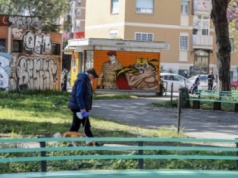 Starożytna płyta porzucona przy śmietniku w Rzymie, znalazły ją archeolożki