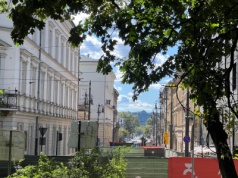 Wsiadasz i… stoisz. Od soboty Straszewskiego–Piłsudskiego zamknięte.