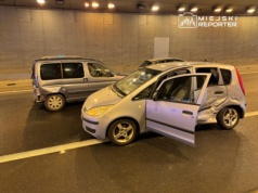 Dwie kolizje w tunelu na trasie S2. Kierowcy nie dostosowali prędkości