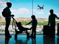 Upadek znanego biura podróży. Tysiące turystów nagle zostało z niczym