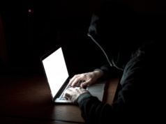 Rząd przyjął kluczowy projekt dotyczący internetu. Pojawią się narzędzia do walki z dezinformacją