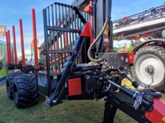 Alternatywa dla forwardera? Horsch z przyczepą leśną  na Agro Show 2025