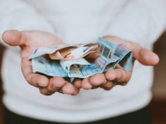 Chcą zmian dla pracowników i pracodawców w UE. "Kto oszukuje, musi zapłacić"