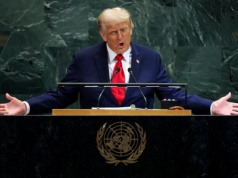 Donald Trump chwali Niemcy: Zbankrutowali i porzucili "chory kurs". Spektakularna cisza podczas przemowy