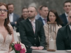 "Ślub od pierwszego wejrzenia". Pary stanęły przed ołtarzem. Panna młoda nie kryła zniesmaczenia