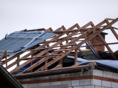 Dron zniszczył dom, a odszkodowania nie będzie? Jest apel o zmiany