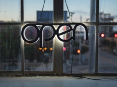 Czy przyszłość AI zależy od open source?