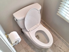 Za nic w świecie nie wrzucaj tego do WC. Katastrofa gotowa