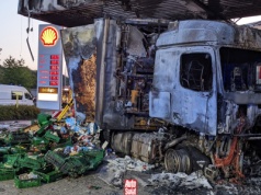 Zakaz na stacjach benzynowych już obowiązuje. Są tabliczki i ostrzeżenia. Tylko sensu nie ma