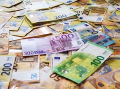 NOWY TOMYŚL: Fałszywy policjant, inwestycje i kryptowaluty – oszuści nie próżnują! Stracił aż 40 tysięcy euro. 