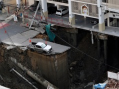 Chwile grozy w Bangkoku. W centrum zapadła się ziemia