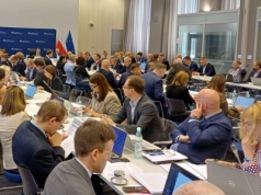 Samorządy dowiedzą się, ile będą miały pieniędzy w 2026 r. Te liczby zdecydują o przyszłości