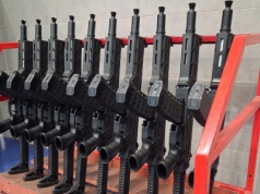 Rosyjska “flota cieni” zaopatruje włoską mafię w broń