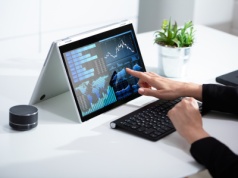 Komputer i tablet w jednym urządzeniu? Sprawdzamy nowoczesne, konwertowalne laptopy