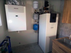 130-metrowy dom ogrzewają za grosze. Choć na działce mają gaz, wybrali inną metodę