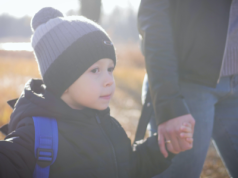 5 rzeczy, które rodzice słyszą jesienią w przedszkolnej szatni. Niektóre wyprowadzają z równowagi