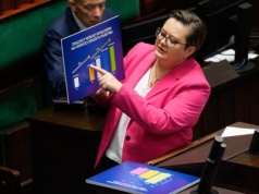 MEN nie zamierza monitorować czasu pracy nauczyciela. Ale jakieś rozwiązanie trzeba znaleźć