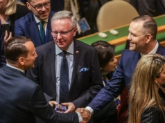 Wspólne zdjęcie Nawrockiego i Sikorskiego. Czy to zwiastun zmian?