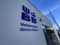 „Qigong z energią i gracją - bezpłatne zajęcia z Uniwersytetem Trzeciego Wieku UBB