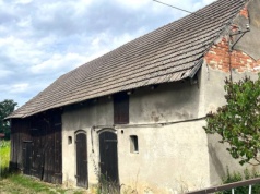 Maria i Michał zmienili stodołę w dom. "Mieszkała tam świnia i króliki"