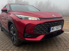 MG HS po roku i 7 tys. km wystawione na sprzedaż. Spadek wartości? W głowach właścicieli raczej iluzja