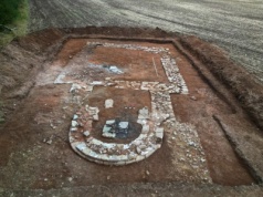 Dziecięce groby pod kaplicą i tajemniczy rytuał. Woda odgrywała w nim kluczową rolę