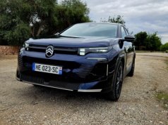 A co z Europą, panie Filosa? Po ogłoszeniu planów gigantycznych inwestycji w USA Stellantis zapomina o Starym Kontynencie