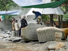 Porywają i zmuszają do pracy. Koreańczycy z zakazem podróży