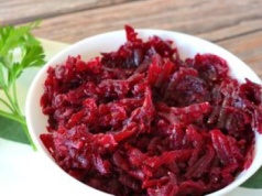 Buraczki zasmażane zawsze robię z tym dodatkiem. Są smaczniejsze i zdrowsze