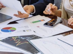 Przegląd informacji ze spółek GPW i NewConnect