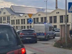 Zielona Góra. Potrącenie 10-latki na rondzie przy galerii Focus, sprawca uciekł