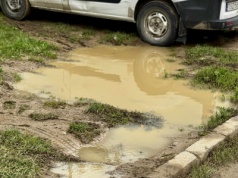 Bajoro pod blokami zamieni się w wygodny parking