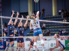 Siatkarki jadą na trudny sprawdzian do Warszawy