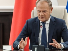 Premier wprowadził nowy długi weekend. Nie wszyscy z niego skorzystają