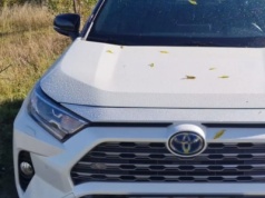 Policjanci z Kłodzka rozbili szajkę złodziei aut! Dwa SUV-y odzyskane po kradzieży w Czechach!