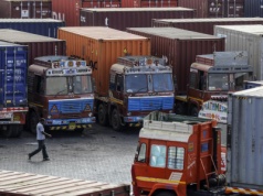 Amerykańskie cła uderzają w Indie. Eksport do USA spadł o 40 proc.