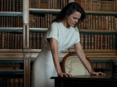 "Dyplomatka" wraca z 3. sezonem. "Zawierucha polityczna trwa"