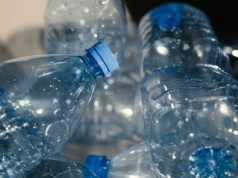 Nie oddajesz butelek, a wyrzucasz? Wiadomo, gdzie trafią miliardy z kaucji