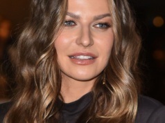 Anna Lewandowska bryluje na pokazie Victoria's Secret. Co za sukienka