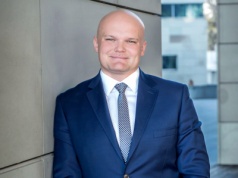 Jakich specjalistów IT szukają firmy w roku 2025? Gdzie najłatwiej o pracę?