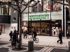 Zmiany w słynnej włoskiej marce odzieżowej. Siedem nowych firm