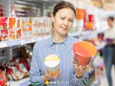 Tak niezdrowe nawyki z dzieciństwa odbijają się na 50-latkach. Szczególnie narażone są kobiety