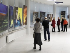 „Powracające obrazy” w galerii „Okrąglak”