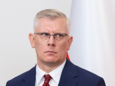 Szef BBN ujawnił zarobki, Mentzen zareagował. "To jest kpina"