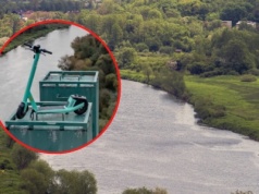 Hulajnoga "zaparkowana" 40 metrów nad ziemią. Kuriozalna sytuacja w Krakowie